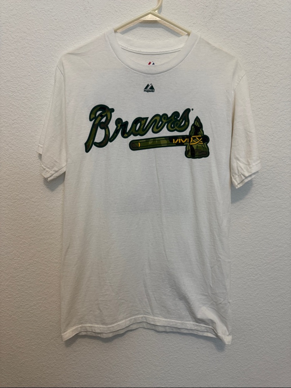 Majestic Atlanta Braves Camo Chipper Jones Jersey Tee